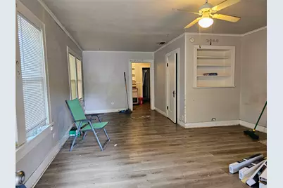 2612 Wilkinson Avenue, Fort Worth, TX 76103 - Photo 12