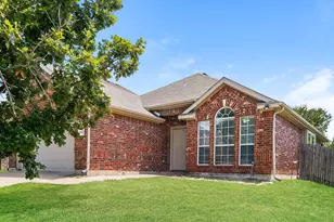 7932 Glenway Dr, Dallas, TX 75249 - Photo 2