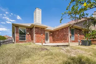 7932 Glenway Dr, Dallas, TX 75249 - Photo 18