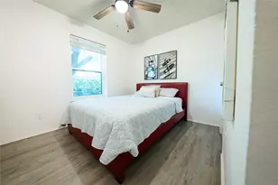 807 W Broadus St, Fort Worth, TX 76115 - Photo 18