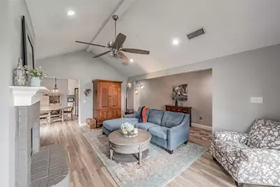 7403 Fossil Lake Drive, Arlington, TX 76002 - Photo 8