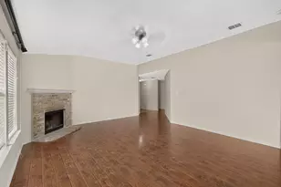 1629 Thornhill Ln, Little Elm, TX 75068 - Photo 10