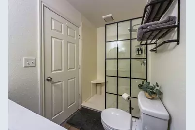 101 Rose Way, Aquilla, TX 76622 - Photo 14