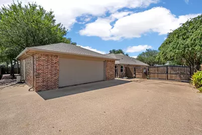 2324 Paddington Way, Waco, TX 76655 - Photo 36