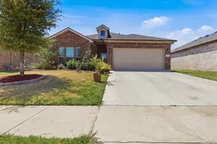 1112 Pacifica Trail, Cleburne, TX 76033 - Photo 4