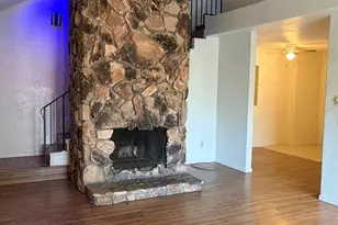 2126 Fleur De Lis Ct, Arlington, TX 76012 - Photo 14