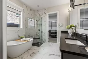 8615 Thorbrush Pl, Dallas, TX 75238 - Photo 16