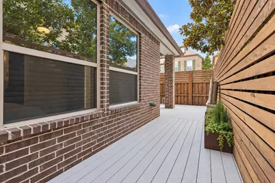 8615 Thorbrush Place, Dallas, TX 75238 - Photo 28