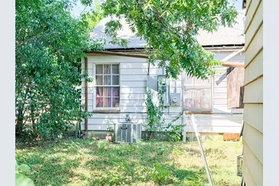 3400 Colcord Avenue, Waco, TX 76707 - Photo 2