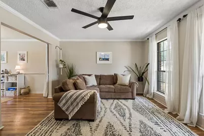 1214 Eaton Lane, Grapevine, TX 76051 - Photo 6