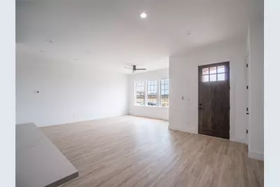 3437 Sanjeev Drive, Irving, TX 75060 - Photo 4