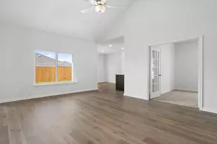 9648 Stranton Dr, Fort Worth, TX 76140 - Photo 4