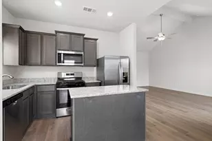 9648 Stranton Dr, Fort Worth, TX 76140 - Photo 2