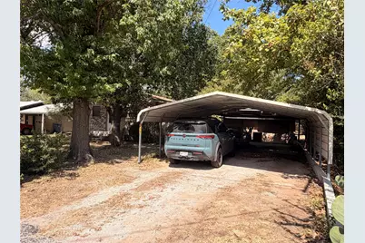 319 S Fisher Street, Gorman, TX 76454 - Photo 4