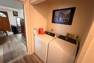 319 S Fisher St, Gorman, TX 76454 - Photo 28