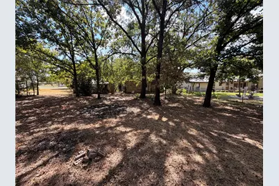 319 S Fisher Street, Gorman, TX 76454 - Photo 10