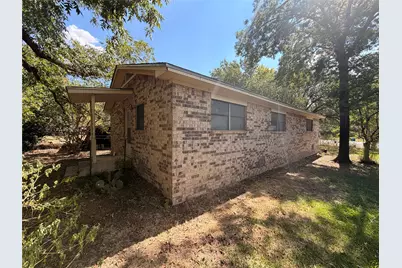 319 S Fisher Street, Gorman, TX 76454 - Photo 6