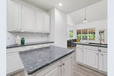 1833 Brookview Drive, Carrollton, TX 75007 - Photo 10