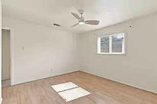 4207 Rainier St, Irving, TX 75062 - Photo 36
