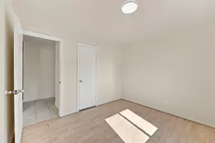 4207 Rainier St, Irving, TX 75062 - Photo 32