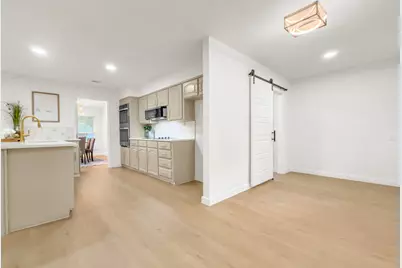 2633 Locksley, Irving, TX 75061 - Photo 18