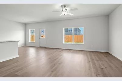 9621 Logan Square Drive, Fort Worth, TX 76140 - Photo 6