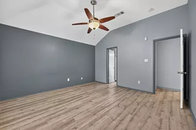 279 Vaden Avenue, Burleson, TX 76028 - Photo 22
