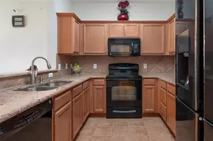 2709 Olympic Park Dr, Grand Prairie, TX 75050 - Photo 10