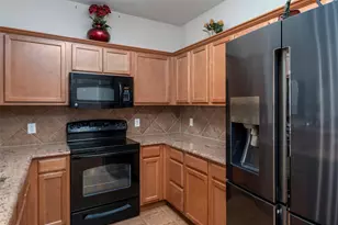 2709 Olympic Park Dr, Grand Prairie, TX 75050 - Photo 12