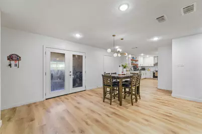 2108 Meadow Lark, Irving, TX 75060 - Photo 2