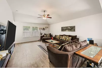 1800 Kings Cross Drive, Lancaster, TX 75134 - Photo 4
