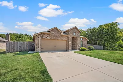 1800 Kings Cross Drive, Lancaster, TX 75134 - Photo 30