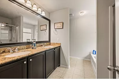 1800 Kings Cross Drive, Lancaster, TX 75134 - Photo 16