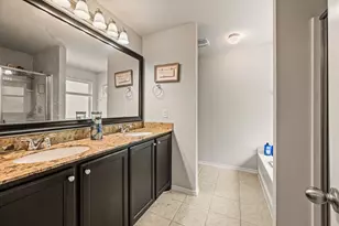 1800 Kings Cross Dr, Lancaster, TX 75134 - Photo 16