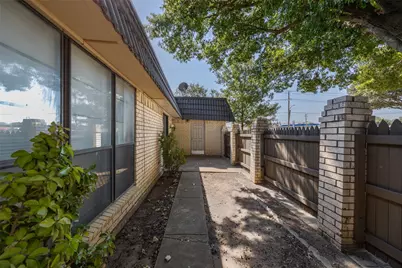 5217 Cordova Avenue, Fort Worth, TX 76132 - Photo 4