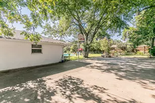 4209 Bilglade Rd, Fort Worth, TX 76109 - Photo 32