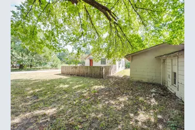 541 Denison Street, Gainesville, TX 76240 - Photo 22