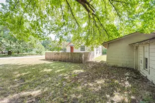 541 Denison St, Gainesville, TX 76240 - Photo 22