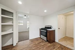 541 Denison St, Gainesville, TX 76240 - Photo 10