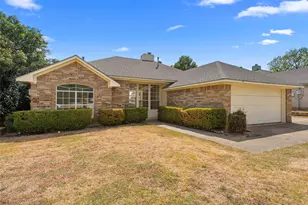419 Strata Dr, Denton, TX 76201 - Photo 1