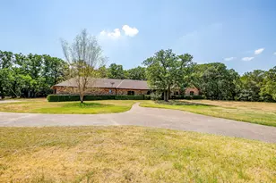 10100 Crestline Trail, Burleson, TX 76028 - Photo 2