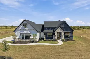 251 Marie Ln, Waxahachie, TX 75167 - Photo 2