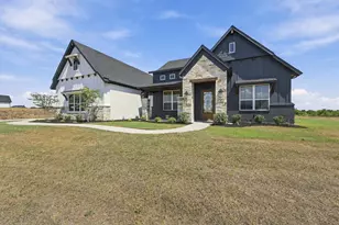 251 Marie Ln, Waxahachie, TX 75167 - Photo 4