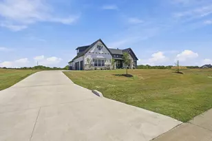 251 Marie Ln, Waxahachie, TX 75167 - Photo 4