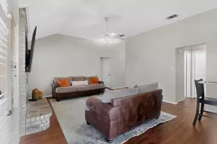 107 Catie Ln, Joshua, TX 76058 - Photo 6