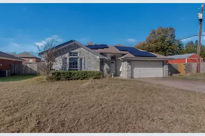 107 Catie Lane, Joshua, TX 76058 - Photo 2