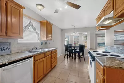 107 Catie Lane, Joshua, TX 76058 - Photo 10