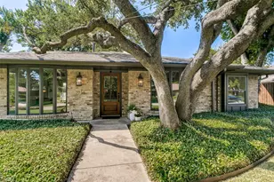 2736 Grandview Dr, Plano, TX 75075 - Photo 4