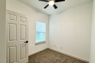 2916 Hemphill St, Greenville, TX 75401 - Photo 12