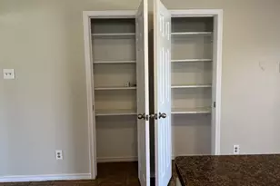 705 Kingsbridge Dr, Garland, TX 75040 - Photo 12